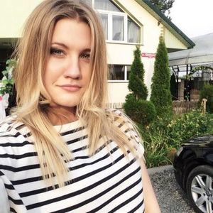 Meet your Posher, Polly